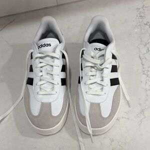 Adidas women’s White, Black, and Gray Sneakers